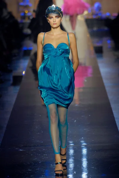 Look 75